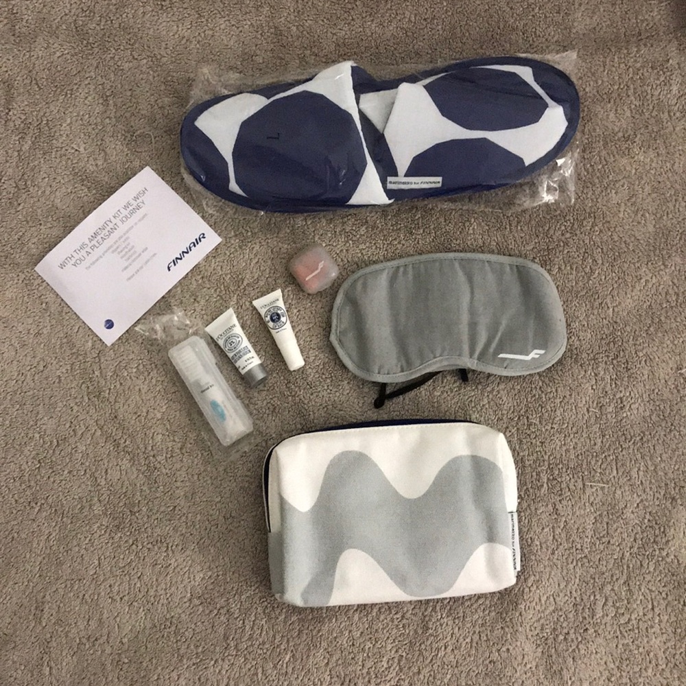 Marimekko for Finnair Business Class amenity kit 1